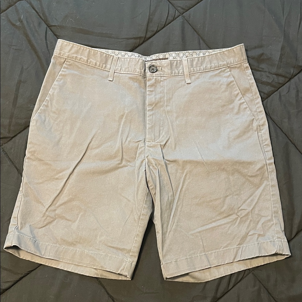 Michael Kors Men's Tan Flat Front Shorts